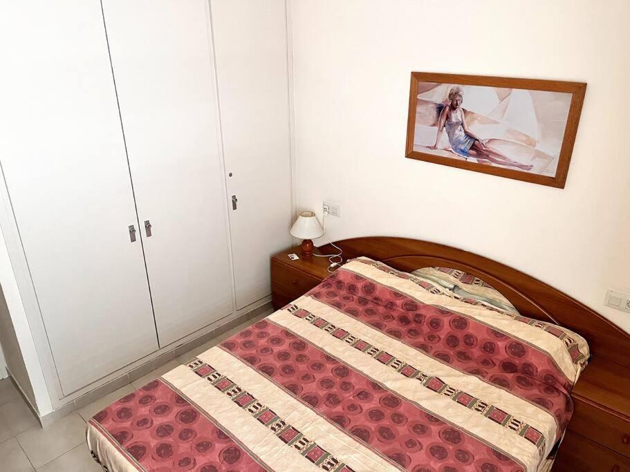 Piso Con Parking En El Centro A 2 Minutos De La Playa Apartman L' Escala Kültér fotó